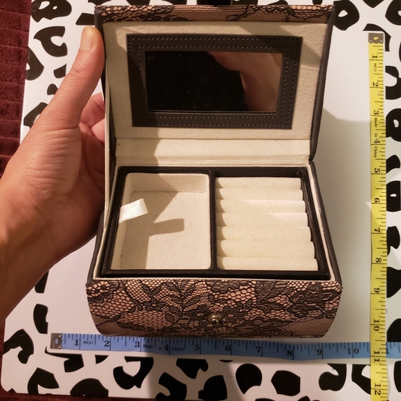 Tuscan design MINI jewelry box lace pink black - Picture 2 of 6